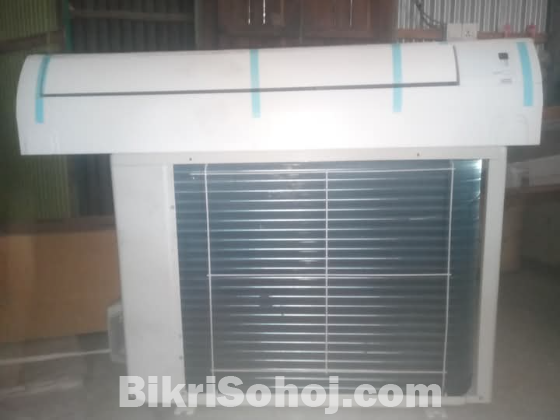 Daikin Ac 2.5 ton